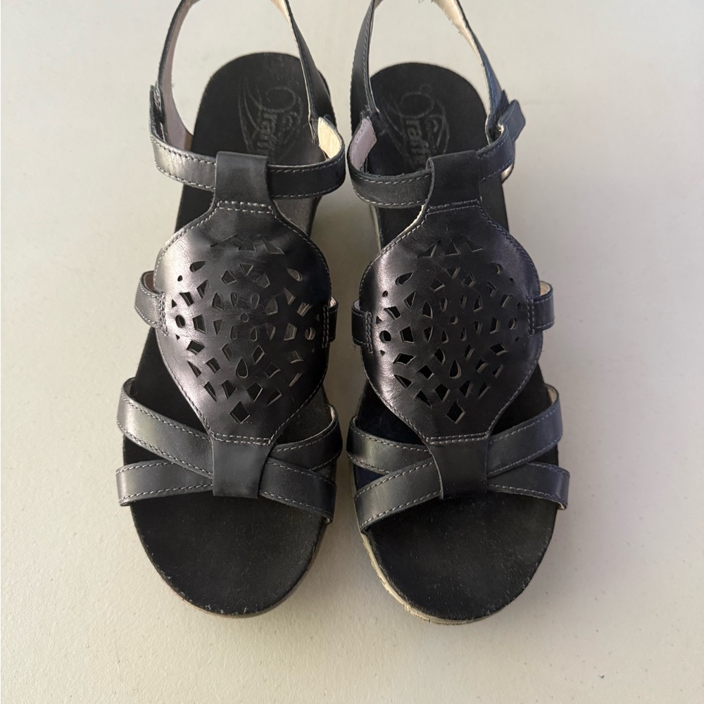 Umberto Raffini Black Leather Sandals Size 42 or 10.5/11